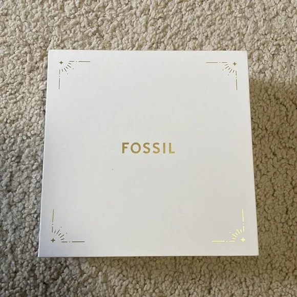 Fossil Watch Locket - Picture 4 of 4